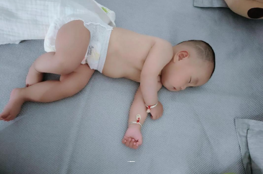 清徐没满月的宝宝